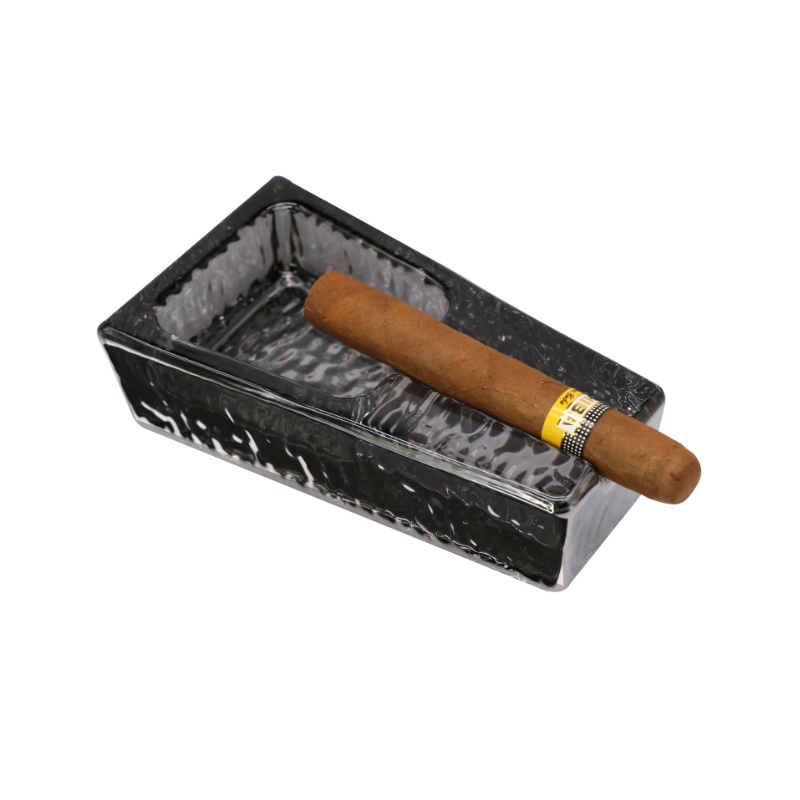 Crystal Glass Ashtray Beautiful Cigar Ashtray Portable Cigar Holder Ashtray Black
