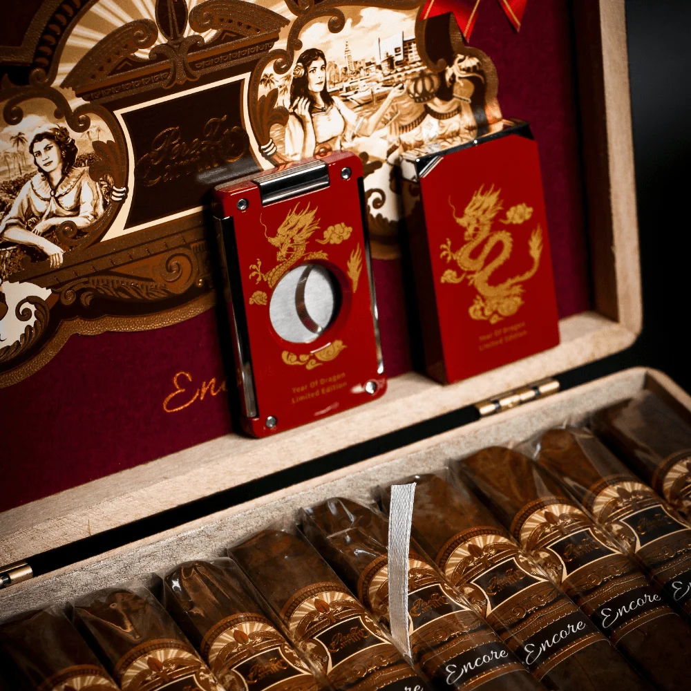 Hemingway Year Of Dragon Cigar Case Set with Lighter and Cutter - Limited Edition - Image 3