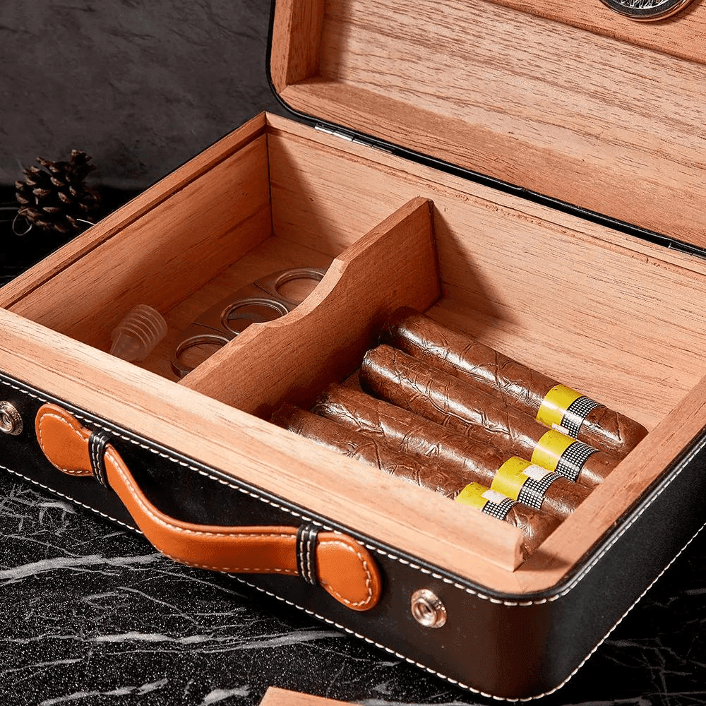 Cigar Humidor Travel Box Leather Desktop Humidor Set with Cedar Wood Black - Image 5