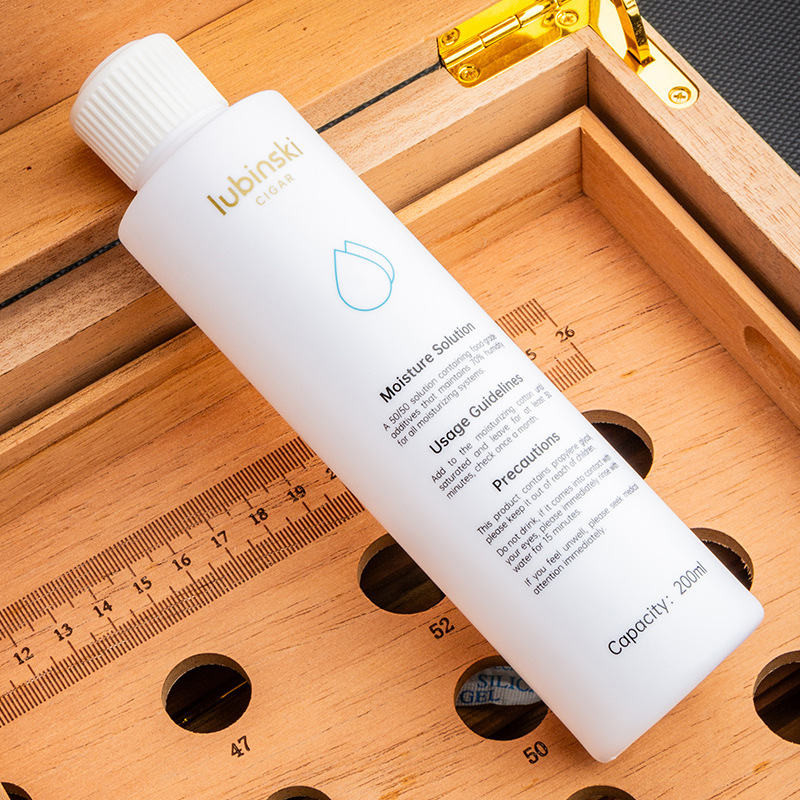 Cigar Moisturizing Liquid Distilled Water Cigar Moisturizer for Humidor Box Humidifier Anti-mildew Humidity 200ML