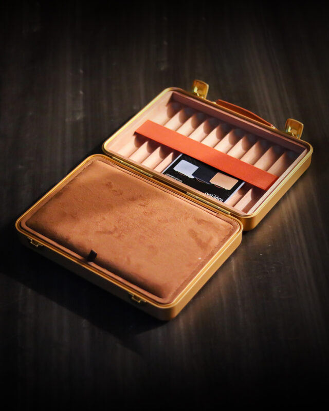 Lubinski Luxury Aluminium Alloy Cigar Humidor Portable Cigar Storage Box Cedar Wood Interior Holds 20 Cigars Gold