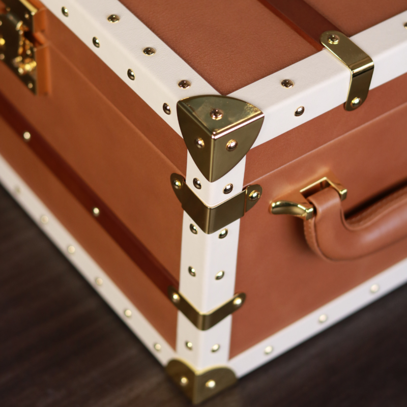 Luxury Cigar Humidor Treasurer Brown